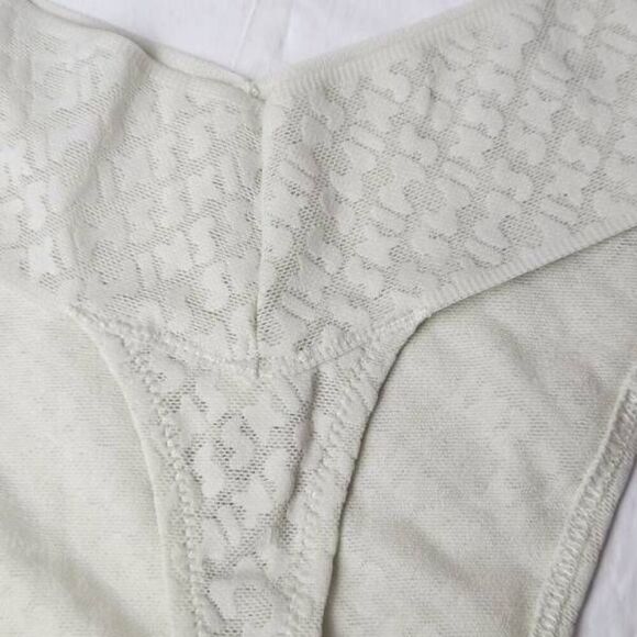 SKIMS FLOCKED LOGO PANTY NWT - Picture 10 of 10